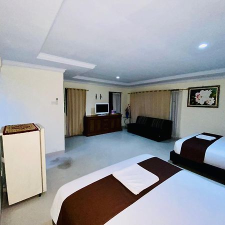 Dedy Beach Inn Kuta Lombok Exteriör bild