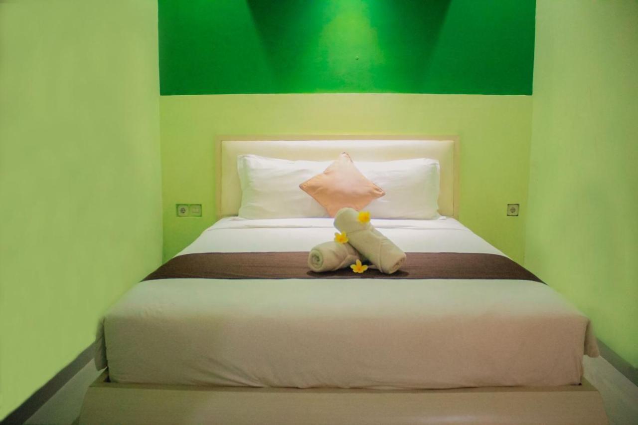 Dedy Beach Inn Kuta Lombok Exteriör bild