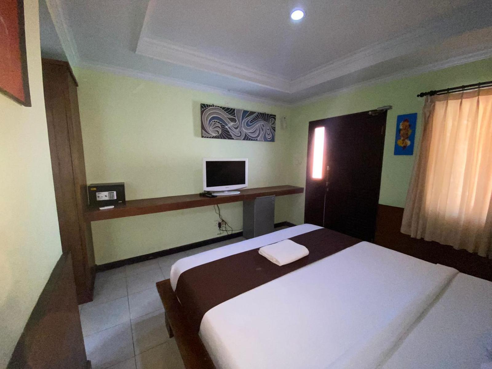 Dedy Beach Inn Kuta Lombok Exteriör bild