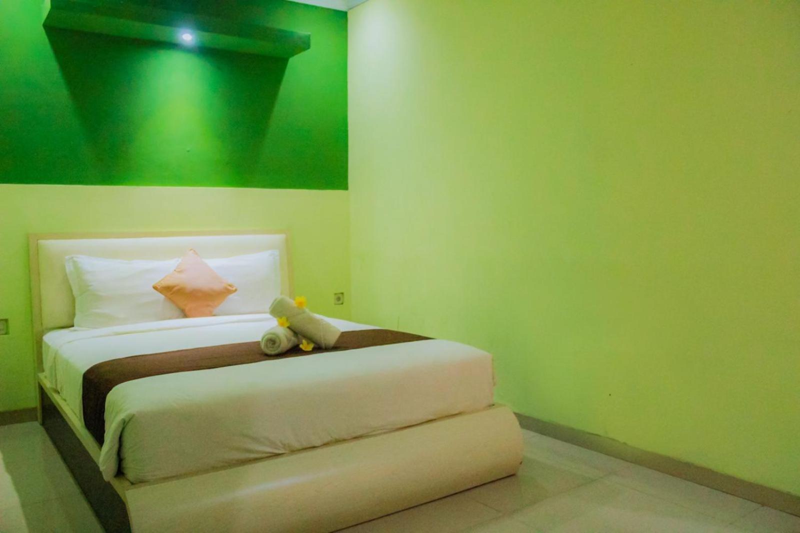 Dedy Beach Inn Kuta Lombok Exteriör bild