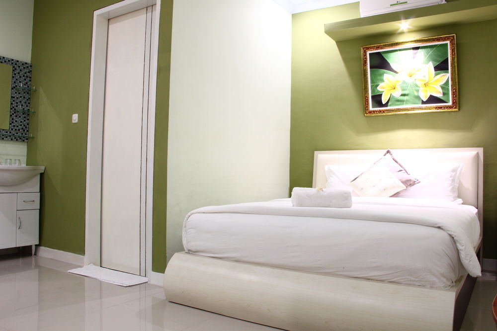 Dedy Beach Inn Kuta Lombok Exteriör bild
