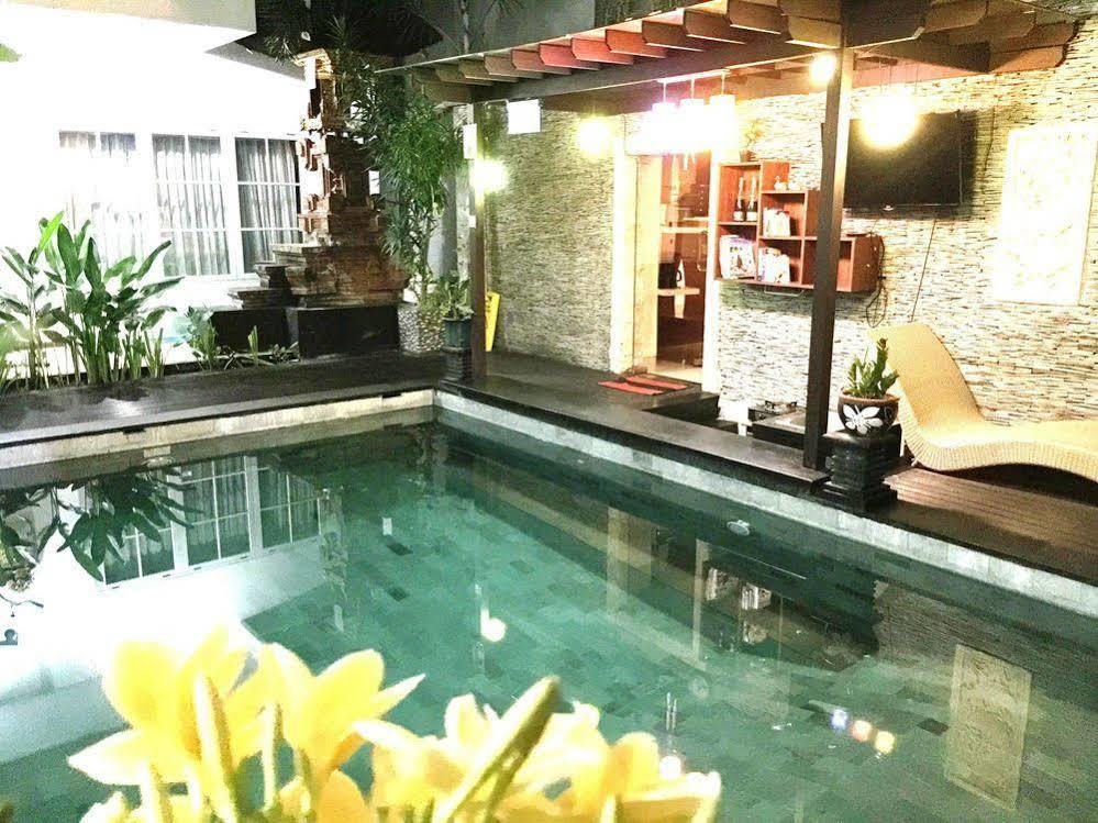 Dedy Beach Inn Kuta Lombok Exteriör bild