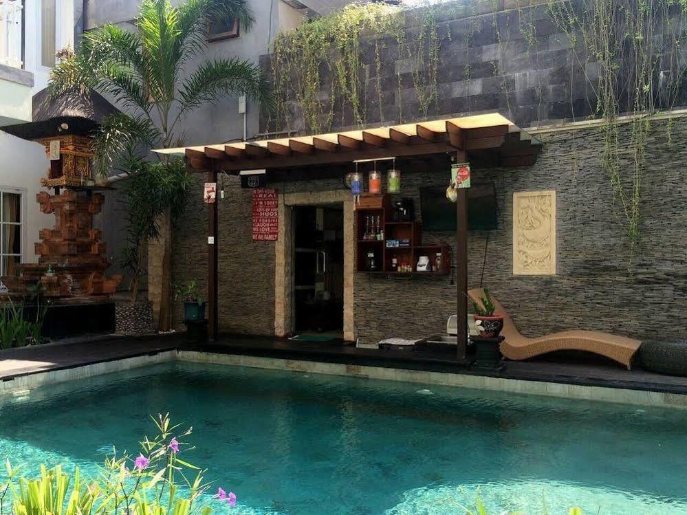 Dedy Beach Inn Kuta Lombok Exteriör bild